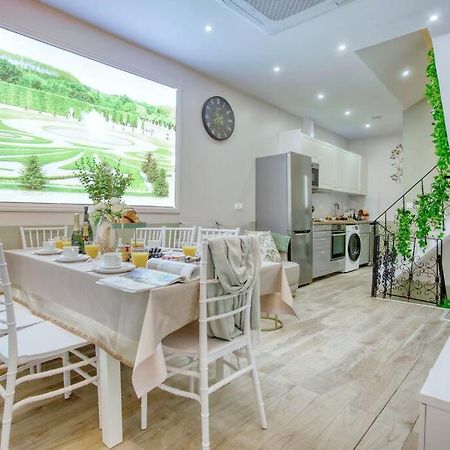 Apartamento Le Nid Parisien Triplex Cosy Et Chaleureux Exterior foto