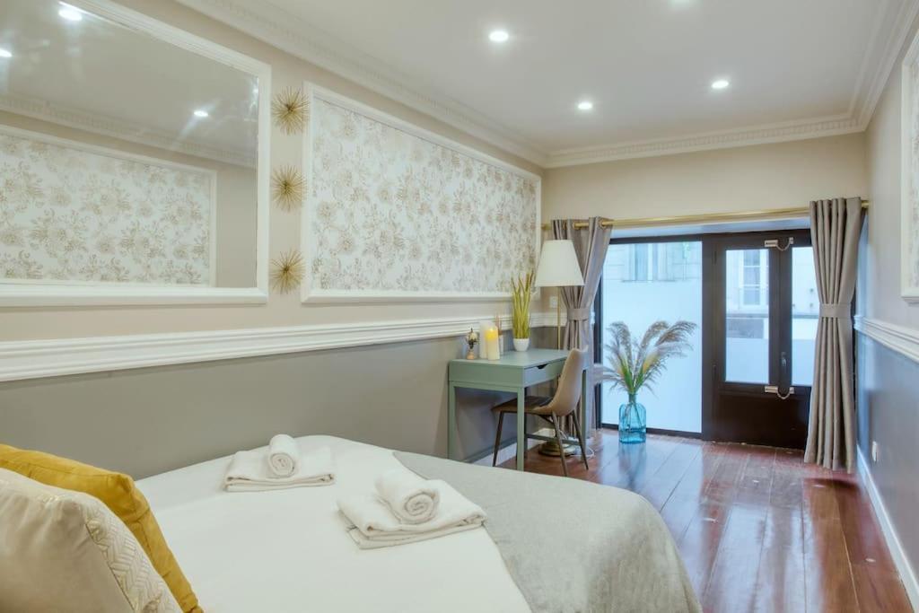Apartamento Le Nid Parisien Triplex Cosy Et Chaleureux Exterior foto