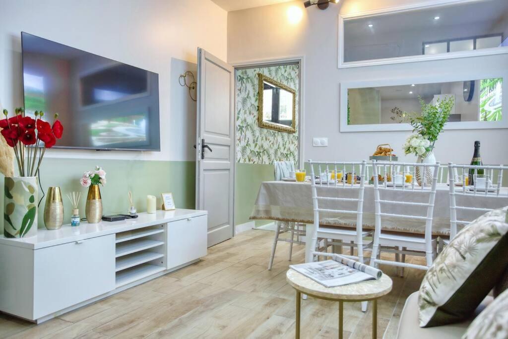 Apartamento Le Nid Parisien Triplex Cosy Et Chaleureux Exterior foto